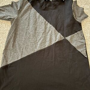 Men's Short Sleeve Diagonal Colorblock Crew Tee - Black & Gray